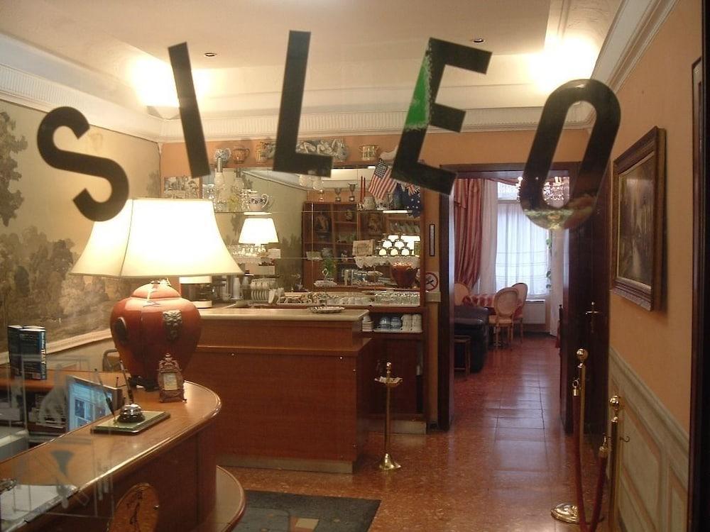 Hotel Sileo Rome Extérieur photo